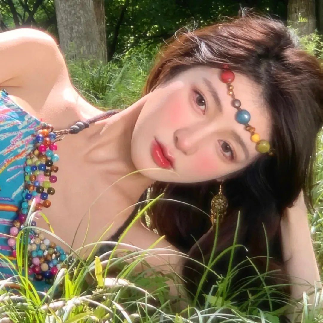 蜘蛛与郁金香