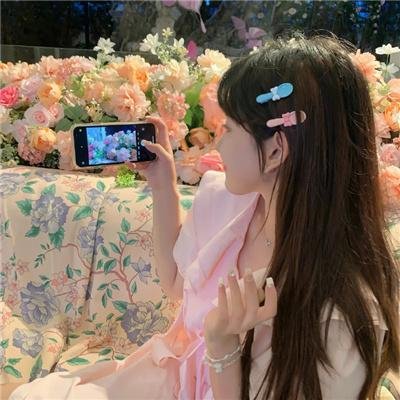 女摄青鬼游埠